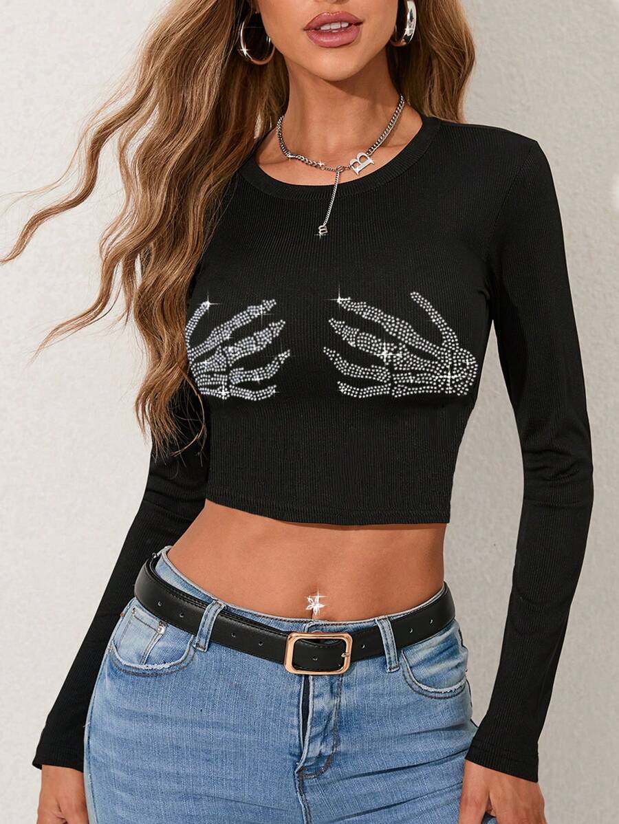 SHEIN Essnce Camiseta crop Halloween esqueleto mano con diseño de diamante de imitación - Negro - Ver 1