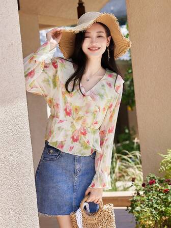Floral Print Ruffle Trim Blouse