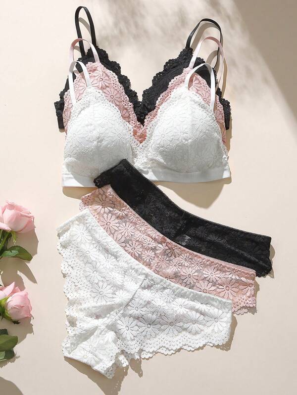 Shein Underwear&Sleepwear Basics مجموعة مكونة من حمّالة صدر وملابس داخلية من قماش الدانتيل الزهري المزين بحواف متموجة ، ٣ طقم