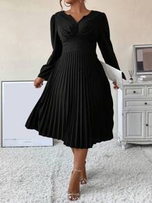 SHEIN Unity Talla grande Vestido pecho con fruncido bajo fruncido - Negro - Ver 1