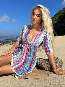 几何印花系带流苏下摆罩衫，适合夏季海滩度假