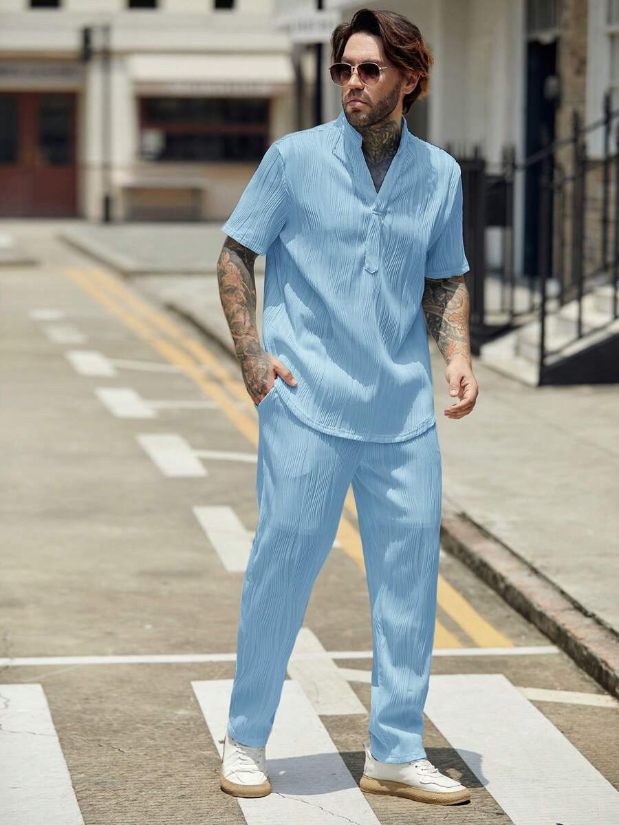 Manfinity VCAY Loose Fit Men Solid Notch Neck Top & Pants Sets - Baby Blue - View 1