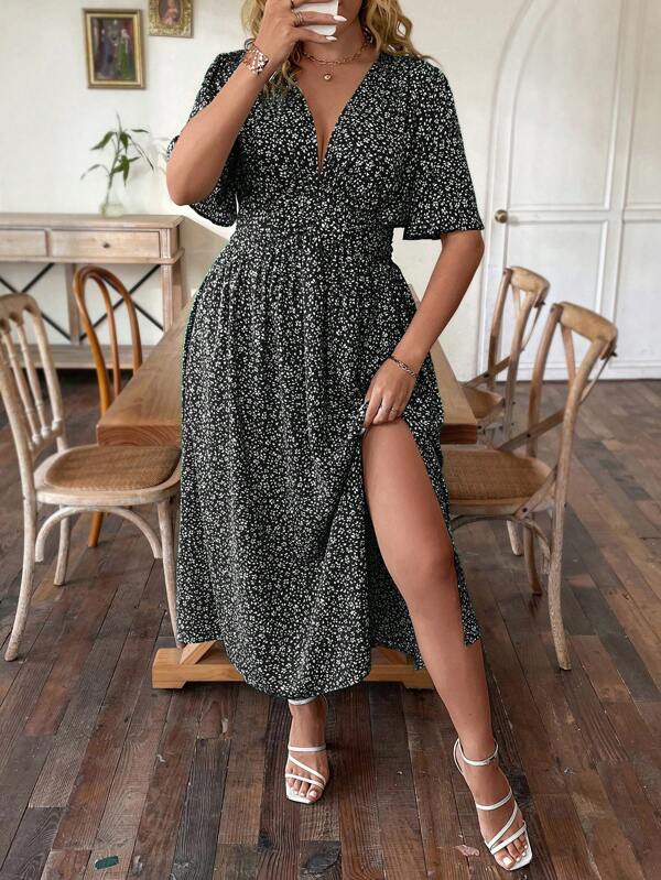 Breezaya Plus Size Boho Ditsy Floral Print Plunging Neck Split Thigh Dress, For Summer