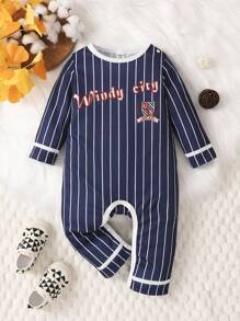 男嬰條紋和字母圖案連身褲