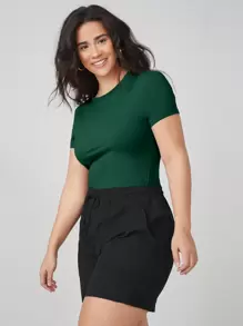 SHEIN BASICS Camiseta ajustada de talla grande de un solo color
