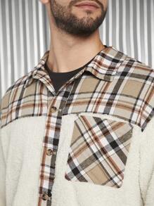 Manfinity VCAY 1 Chaqueta Teddy Para Hombre Con Bolsillos De Parche Y Estampado Escocés