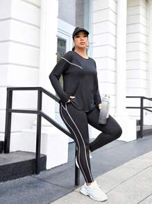 SHEIN Sports Plus Size Top-Stitching Sports Tee & Top-Stitching Sports Tee & Leggings Workout Women Set - Black - View 3