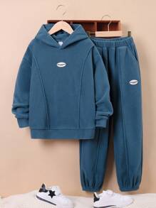 SHEIN 男大童字母貼布加絨內裏連帽衫和運動褲