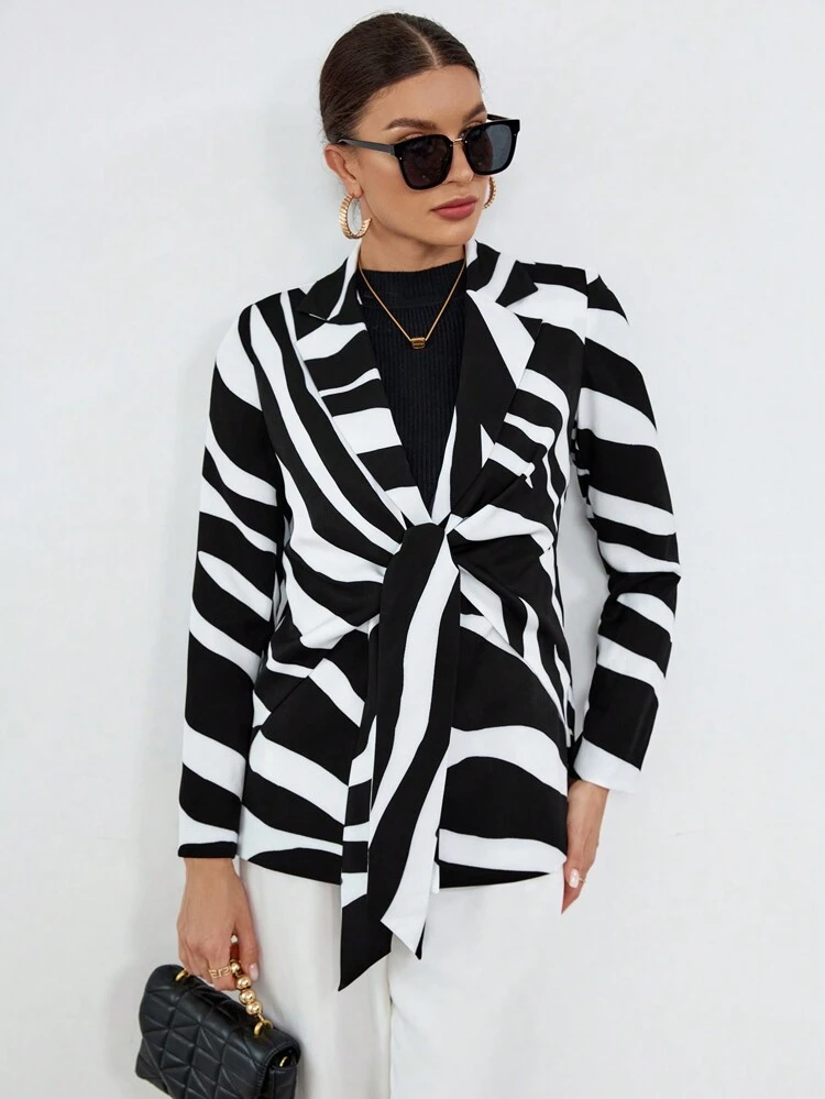 Allover Print Knot Front Blazer