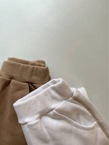 男嬰 1 入組刺繡卡通圖案運動衫和 1 入組運動褲（不含帽子和襯衫） - 白色 - 查看 8