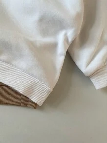 男嬰 1 入組刺繡卡通圖案運動衫和 1 入組運動褲（不含帽子和襯衫） - 白色 - 查看 7