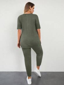 EURMUSE Plus Solid Tee & Pants - Army Green - View 2
