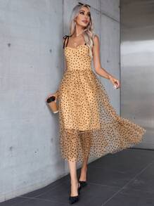 SHEIN Privé Vestido de tirantes con estampado de corazón con malla