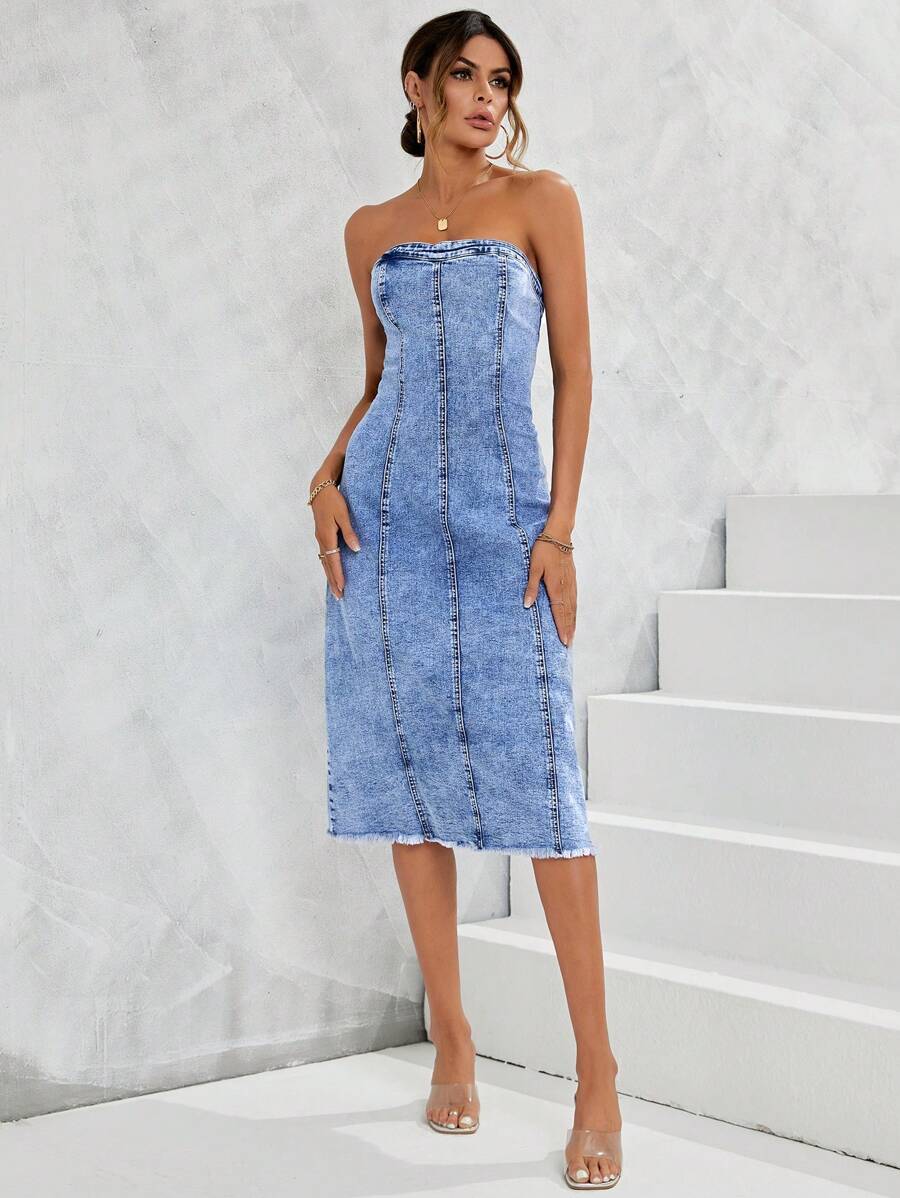 SHEIN Essnce 毛邊抹胸牛仔連衣裙 - 淺色水洗藍 - 查看 1