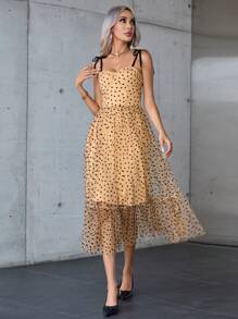 SHEIN Privé Vestido de tirantes con estampado de corazón con malla