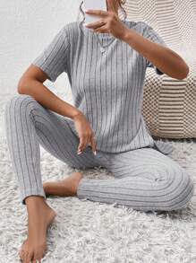 SHEIN LUNE 下擺開叉T恤和緊身褲 - 灰色 - 查看 4