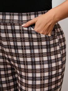 SHEIN Clasi 大碼格紋印花喇叭褲 - 彩色 - 查看 4