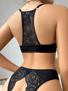 Floral Lace Underwire Lingerie Set