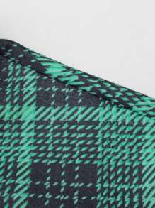 Manfinity Homme Men Plaid Print Flap Pocket Shacket - Green - View 4
