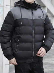 Manfinity Homme Áo khoác nam cỡ lớn có đệm lót có họa tiết chữ, thiết kế khối màu và mũ trùm đầu có dây rút - màu đen - Xem 5