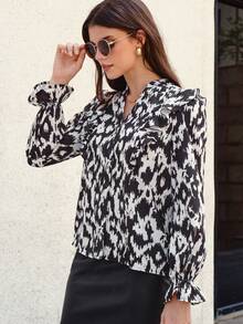 SHEIN Frenchy Allover Print Flare Sleeve Ruffle Trim Notched Neckline Blouse - Black and White - View 3