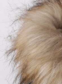 SHEIN 男大童字母補丁細節毛茸邊加絨內裏連帽外套