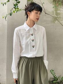 FRIFUL 花卉刺绣纽扣前衬衫长袖上衣 - 黑與白 - 查看 3