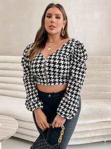 SHEIN Essnce Talla grande Camiseta crop con estampado de pata de gallo de manga farol