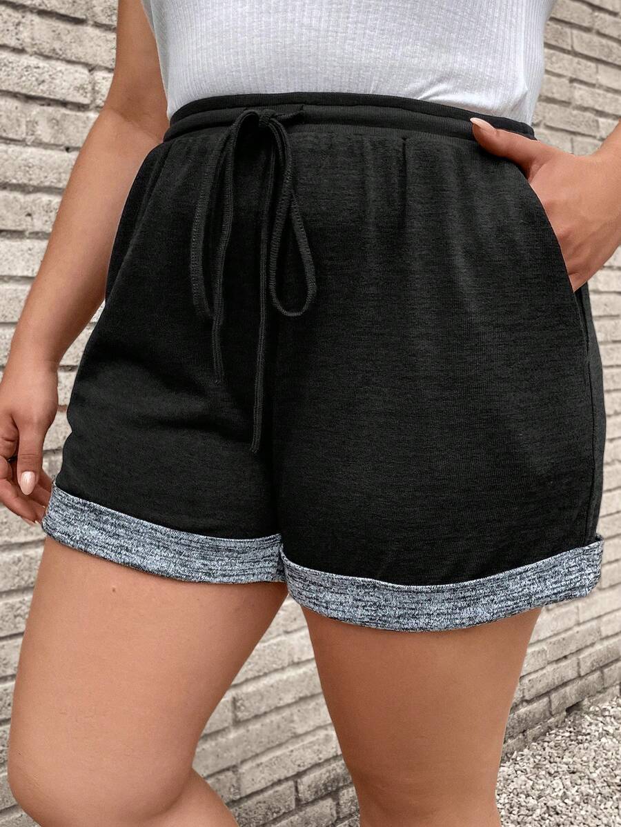 SHEIN LUNE 大碼拼接邊腰部抽繩雜色針織短褲 - 黑色 - 查看 1