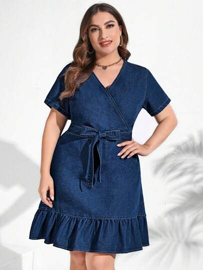 EMERY ROSE Mature Denim 大碼交疊領荷葉邊腰帶牛仔洋裝
