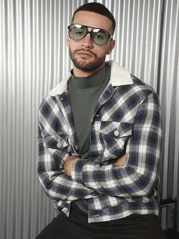 1pc Men Loose Plaid Print Borg Collar Flap Pocket Jacket