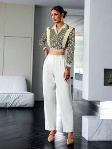 Sollinarry 字母圖案十字交叉後綁帶短款襯衫 - 卡其色 - 查看 6