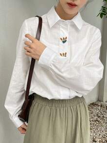 FRIFUL 花卉刺绣纽扣前衬衫长袖上衣 - 黑與白 - 查看 4