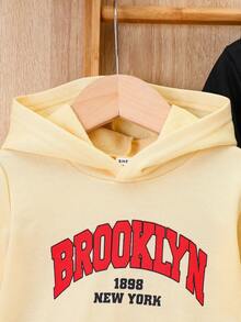 男嬰2入組字母圖案連帽衫