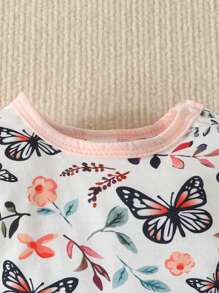 SHEIN 5pcs Baby Girls Floral Print Footed Sleep Jumpsuit & 1pair Gloves & 1pair Gloves & 1pc Bib & 1pc Wrap Blanket - Multicolor - View 4