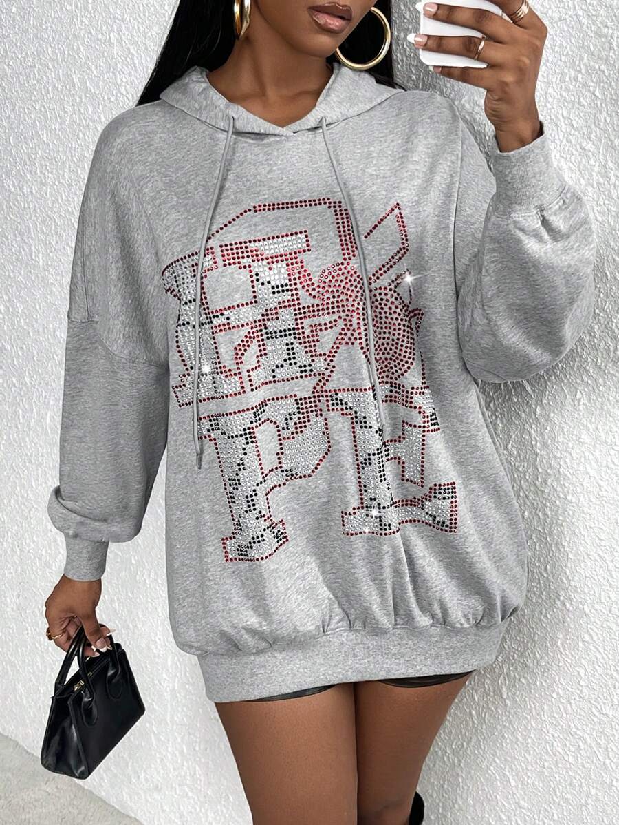 Slaydiva Rhinestone Detail Drop Shoulder Drawstring Hoodie