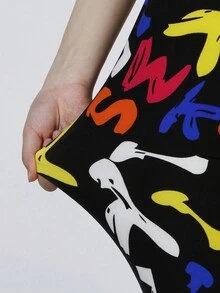 Allover Letter Graphic Leggings - Black - View 4