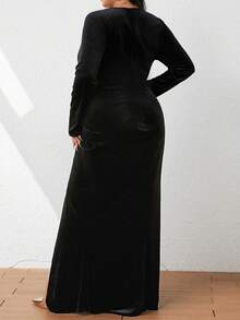 SHEIN Belle 大碼前扭結高衩洋裝 - 黑色 - 查看 2