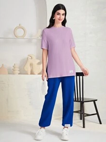 Seusyu Letter Patched Detail Split Hem Tee - Lilac Purple - View 5