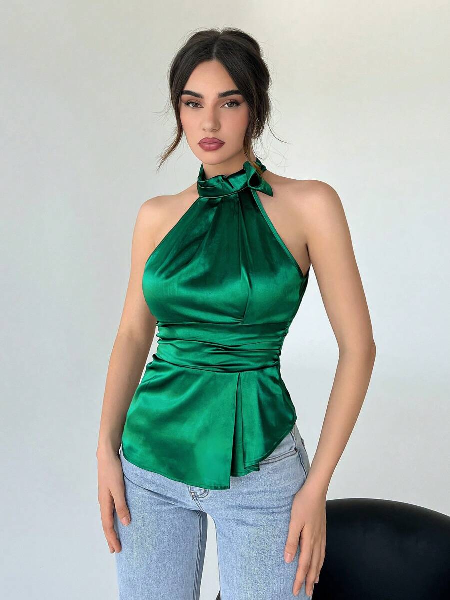 SHEIN Privé Solid Asymmetrical Hem Satin Blouse - Green - View 1