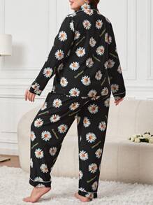 Plus Allover Floral Print Contrast Piping PJ Set / Pajama Set - Black - View 3