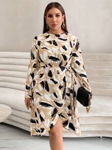 SHEIN Privé 大碼滿版印花側打結圍裹式洋裝 - 彩色 - 查看 4
