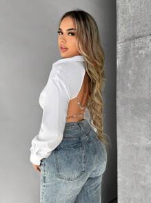 VaVaBold 链条细节露背短款衬衫、长袖上衣 - 白色 - 查看 3