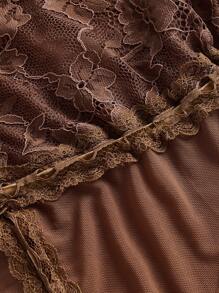 SHEIN ICON 蕾絲拼接前繫帶網紗上衣 - 咖啡棕 - 查看 3