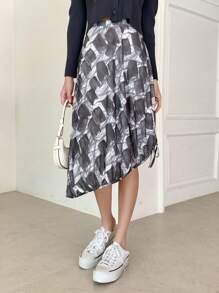 SHEINNeu 滿版印花不對稱下擺半身裙