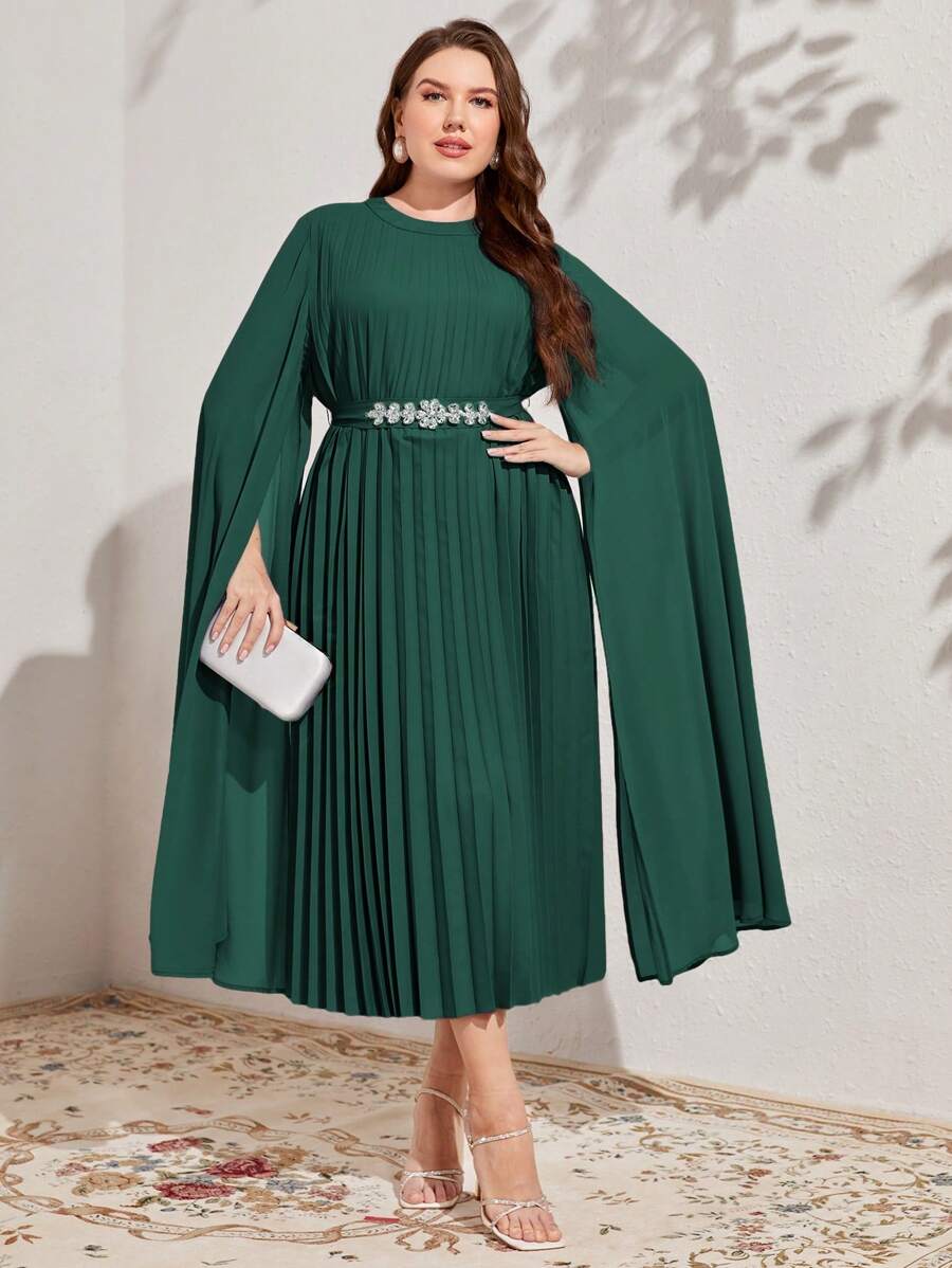 Modelyn 大碼斗篷袖百褶下擺洋裝不附腰帶