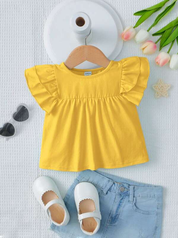 SHEIN Cute Knitted Baby Girl Round Neck Short Cap Sleeves Top & Solid Color Ruffle Hem T-Shirt