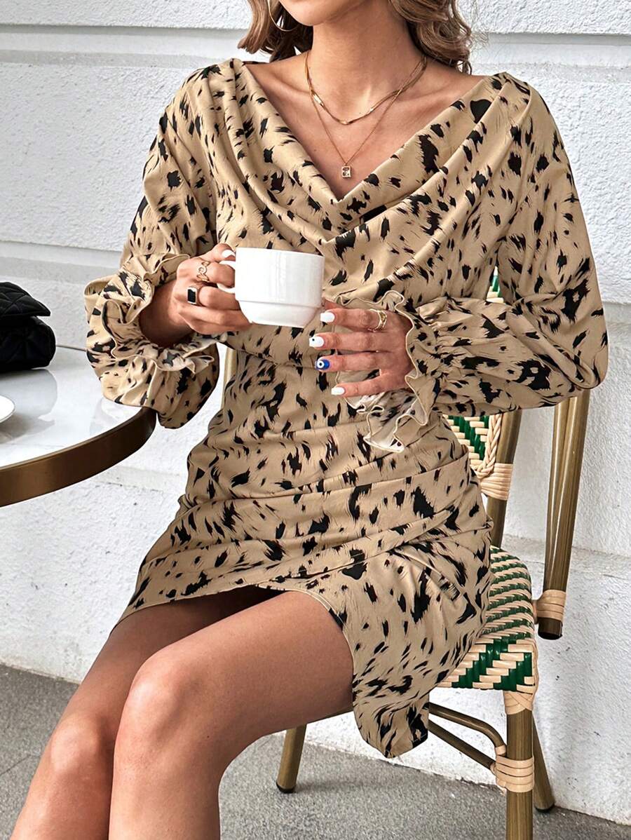 SHEIN Privé In Toàn bộ cổ áo xếp nếp tay áo lá sen Xù Váy Wrap Hem - Nhiều màu - Xem 1