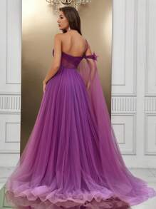 SHEIN Belle 厚重款式女士晚礼服，船形领口，渐变色，装饰性皮草和蝴蝶结，单肩，垂褶袖子，长拖尾 - 紫色 - 查看 2