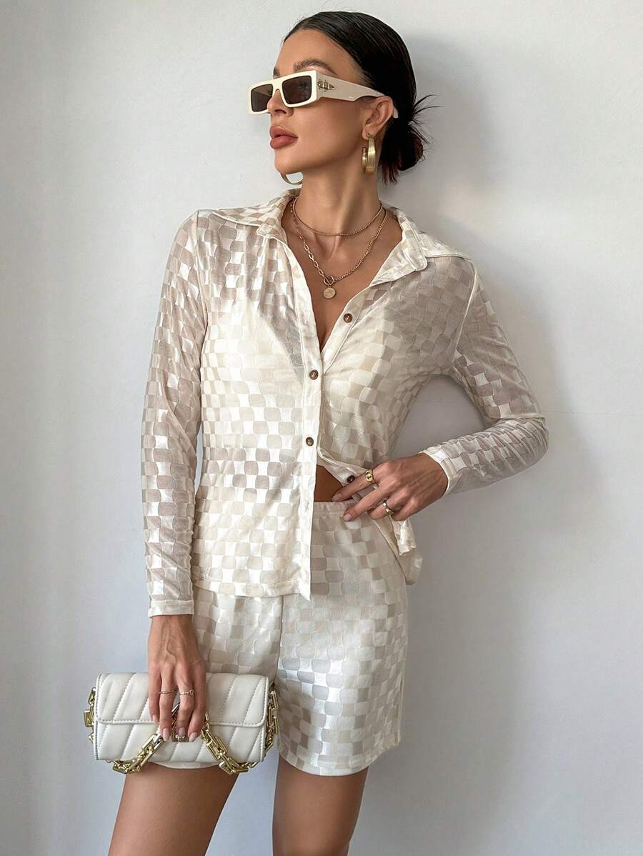 SHEIN Privé Shorts con camiseta unicolor con botón delantero - Blanco - Ver 1